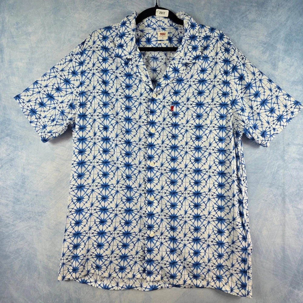 Levis Mens Relaxed Fit Short Sleeve Button Up Shirt Blue White Starburst Print M